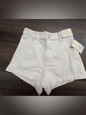 Universal Thread Cream Pinstripe High-Rise Jean Shorts